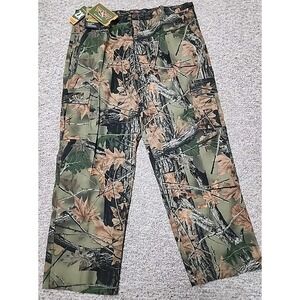 Trail Crest 6 Pocket Cargo Pants, style# 9909  2XL Camo Men's NWT $40 46x32